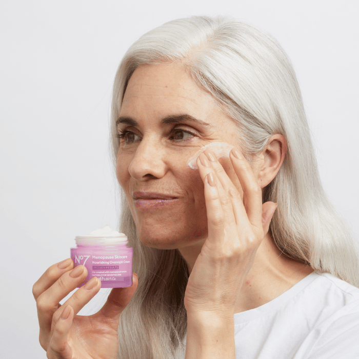 no7 menopause